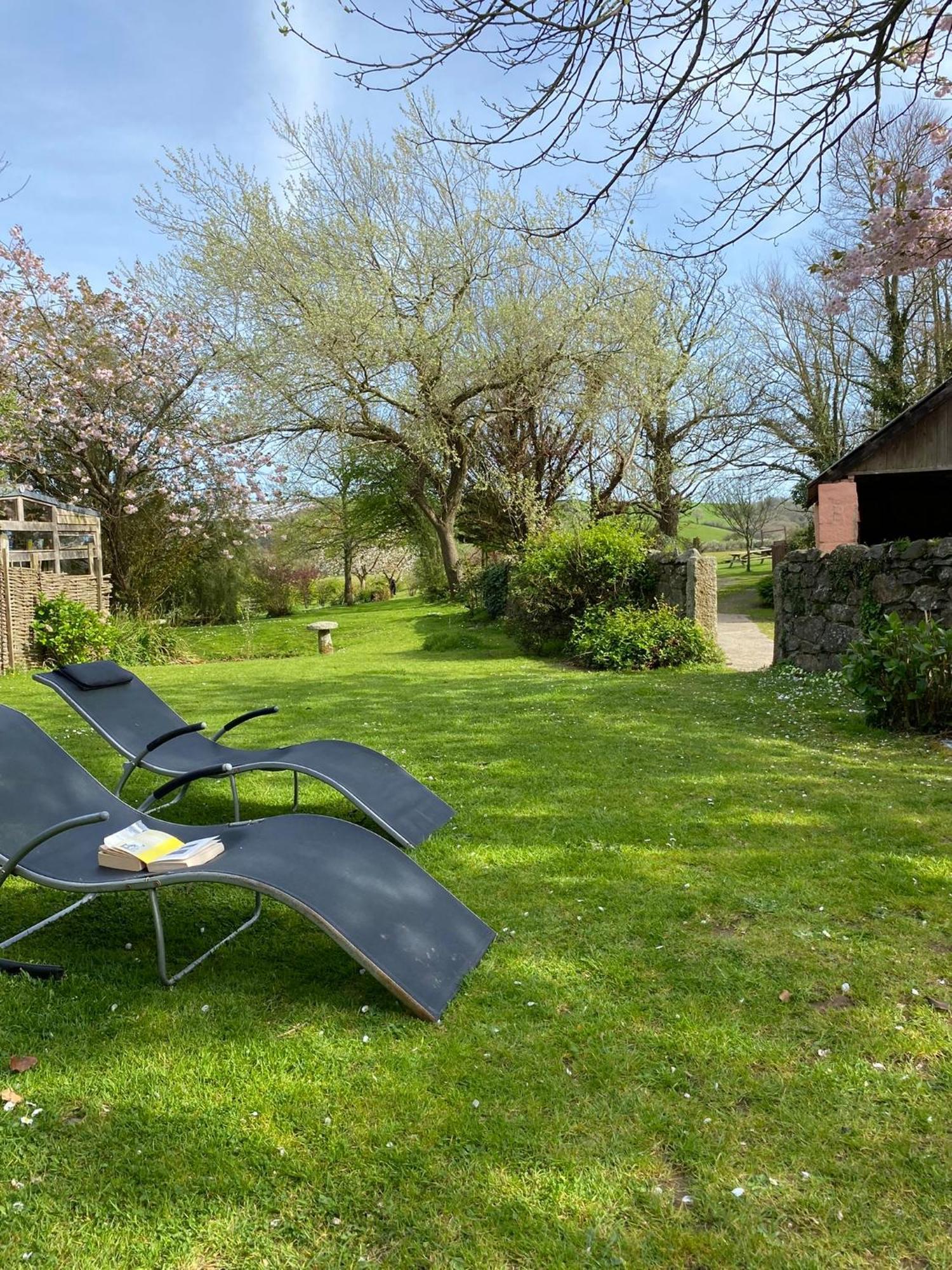 The Barn, Higher Boden, Manaccan, Helston, Cornwall מראה חיצוני תמונה